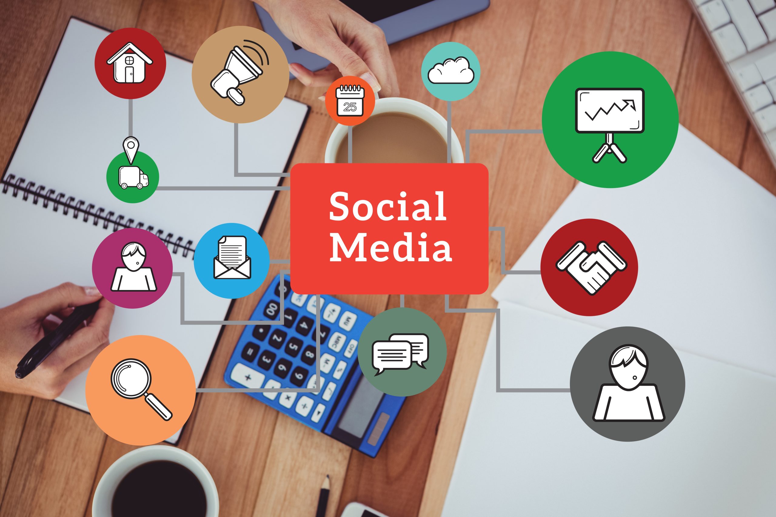 socialmedia management-freepik